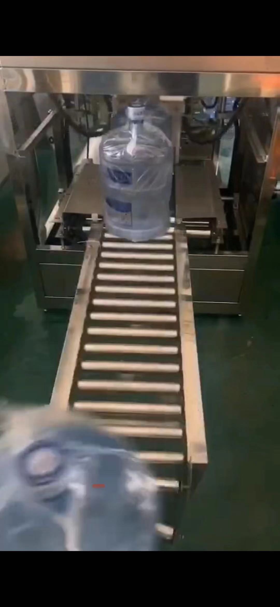 水桶自动套袋机配件更换