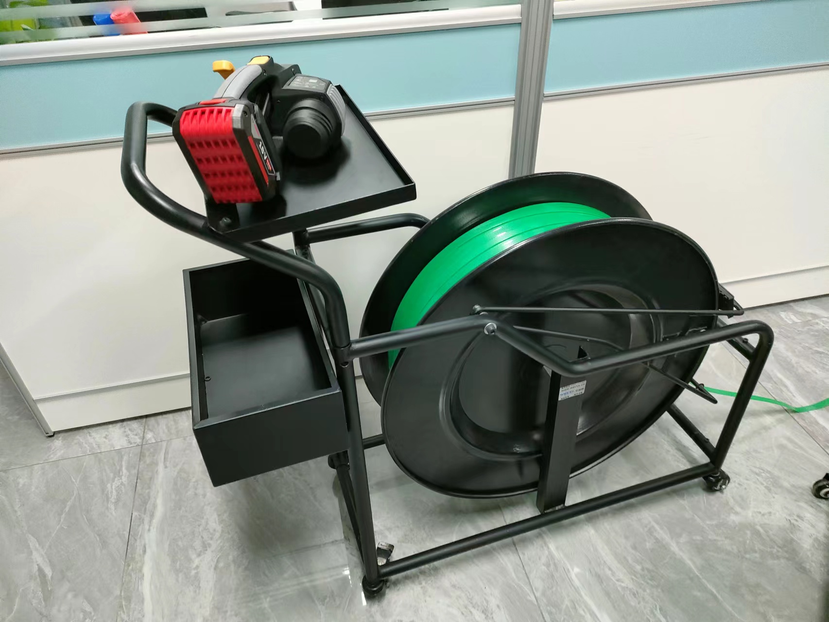 打包带手推车螺丝